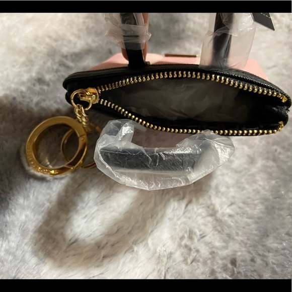 LAST ONE Victoria’s Secret Signature Stripe Mini Zip Pouch Keychain NWT Rare Nwt - Picture 4 of 4